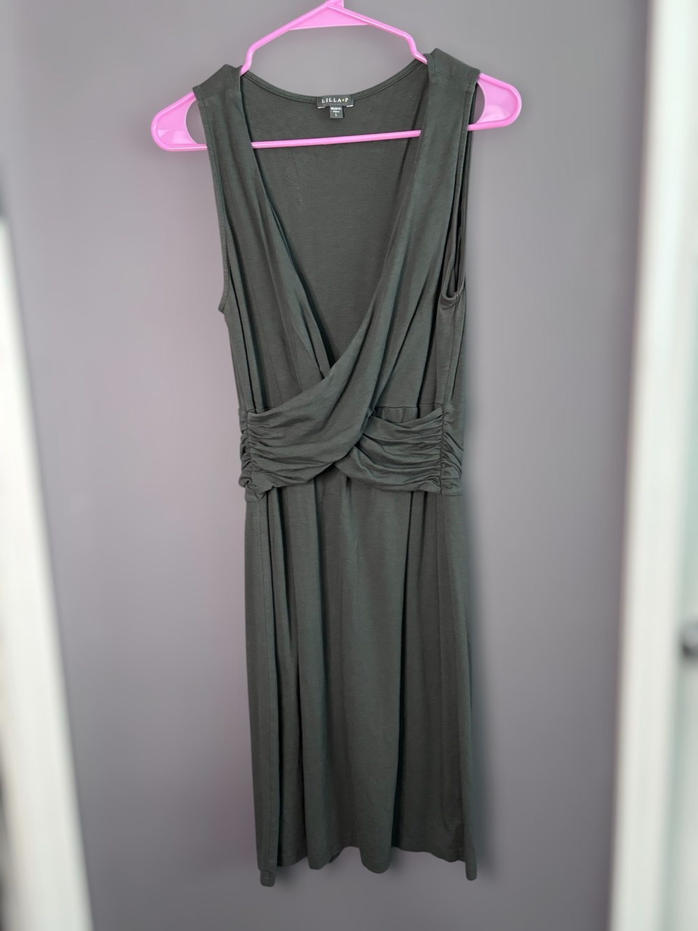 Lilla P Gray Ruched Faux Wrap Sleeveless Dress Large